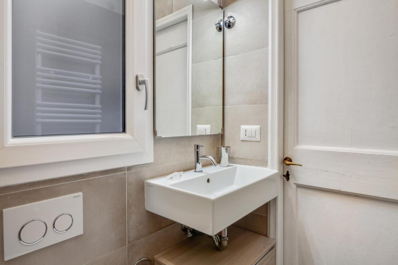 Porta Rossa Apartments Near Ponte Vecchio فلورنس المظهر الخارجي الصورة