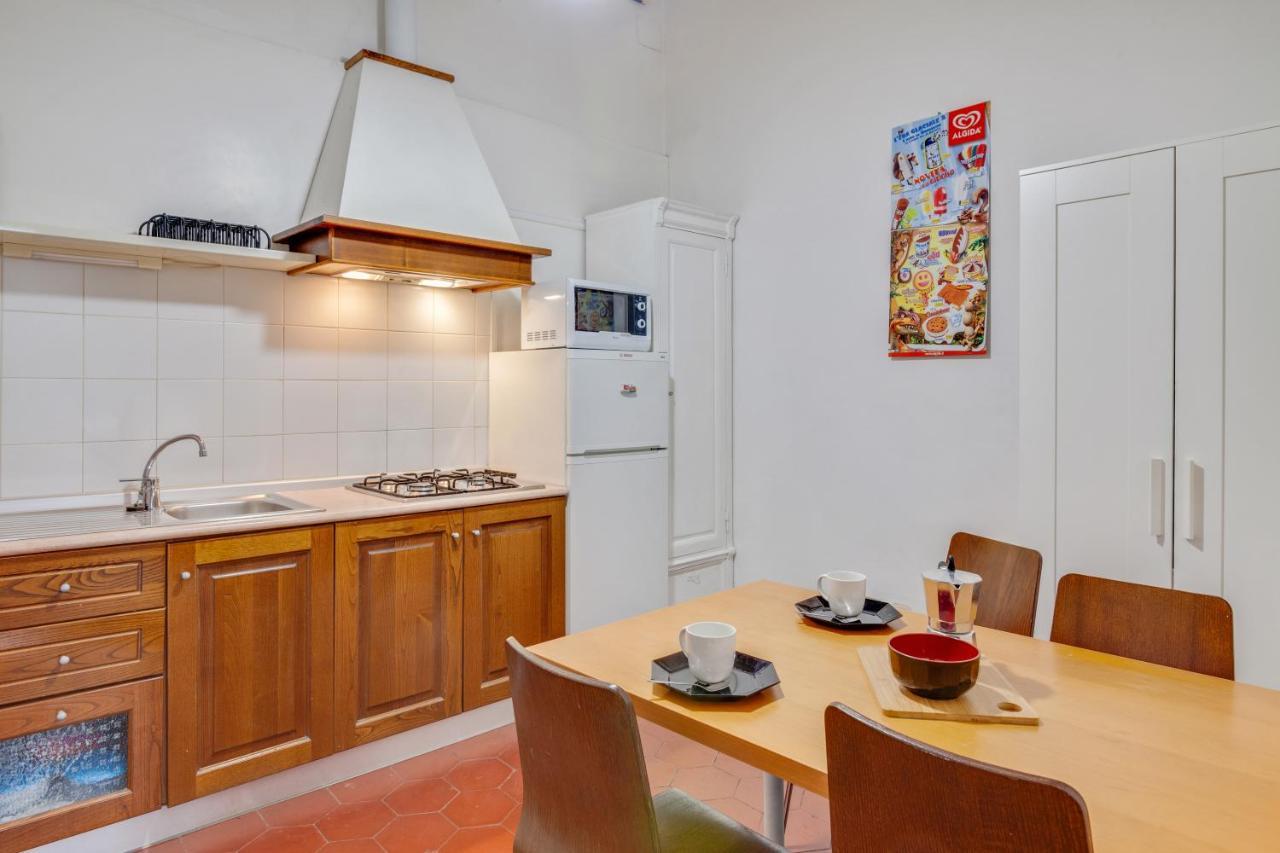 Porta Rossa Apartments Near Ponte Vecchio فلورنس المظهر الخارجي الصورة