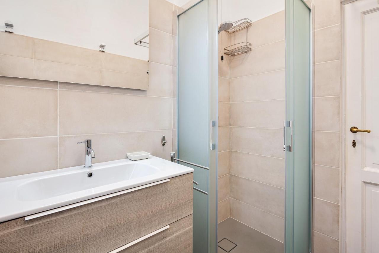 Porta Rossa Apartments Near Ponte Vecchio فلورنس المظهر الخارجي الصورة